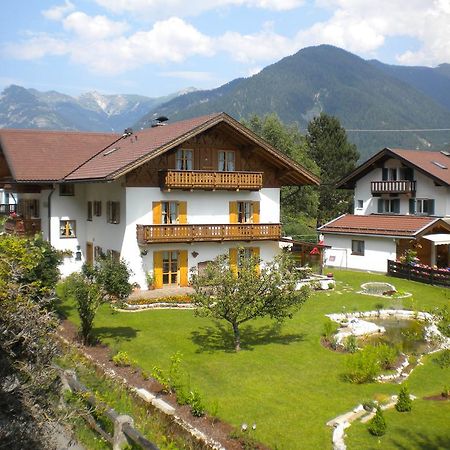Haus Daheim Apartment มิทเทนวัลด์ ภายนอก รูปภาพ