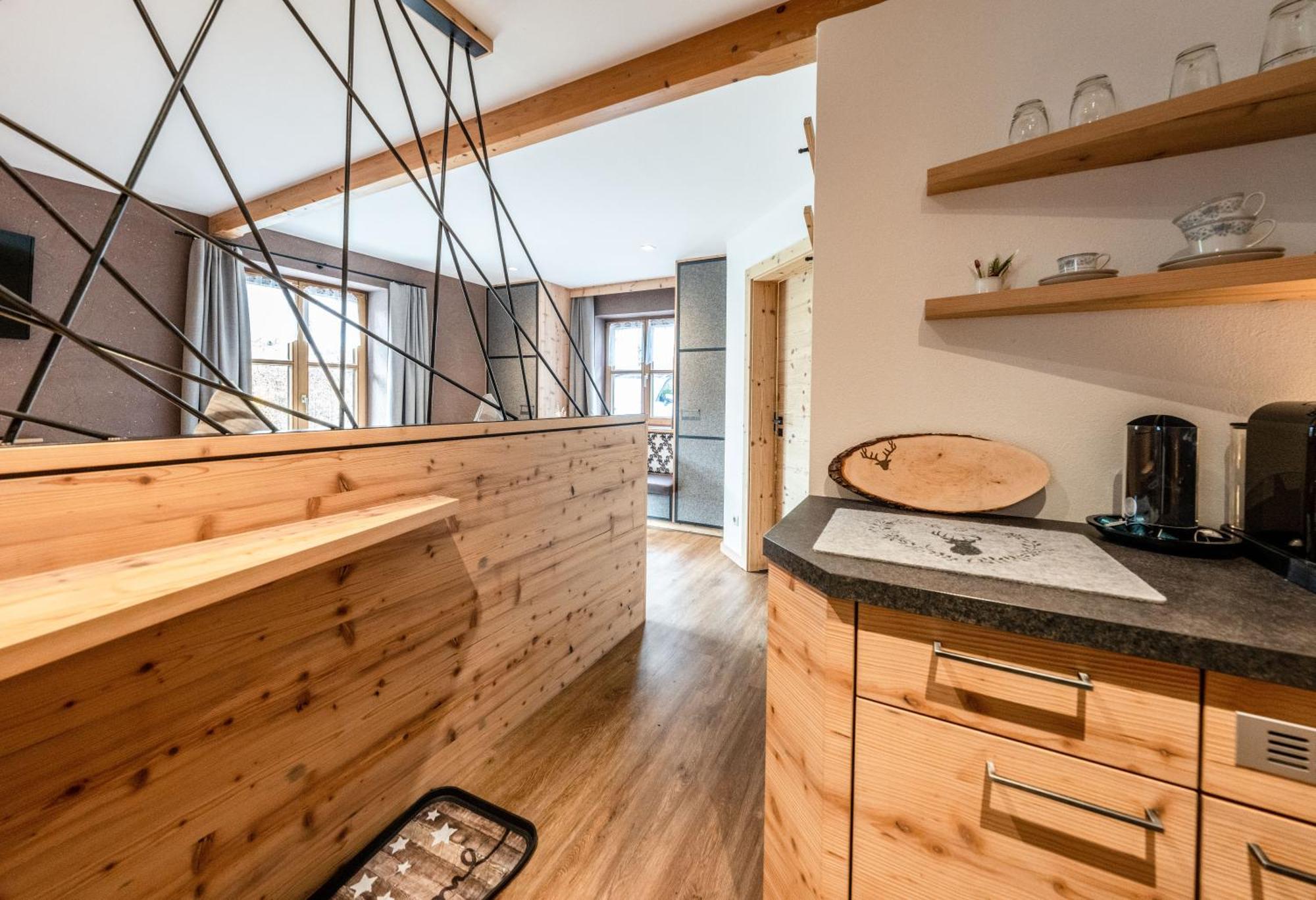 Haus Daheim Apartment มิทเทนวัลด์ ภายนอก รูปภาพ