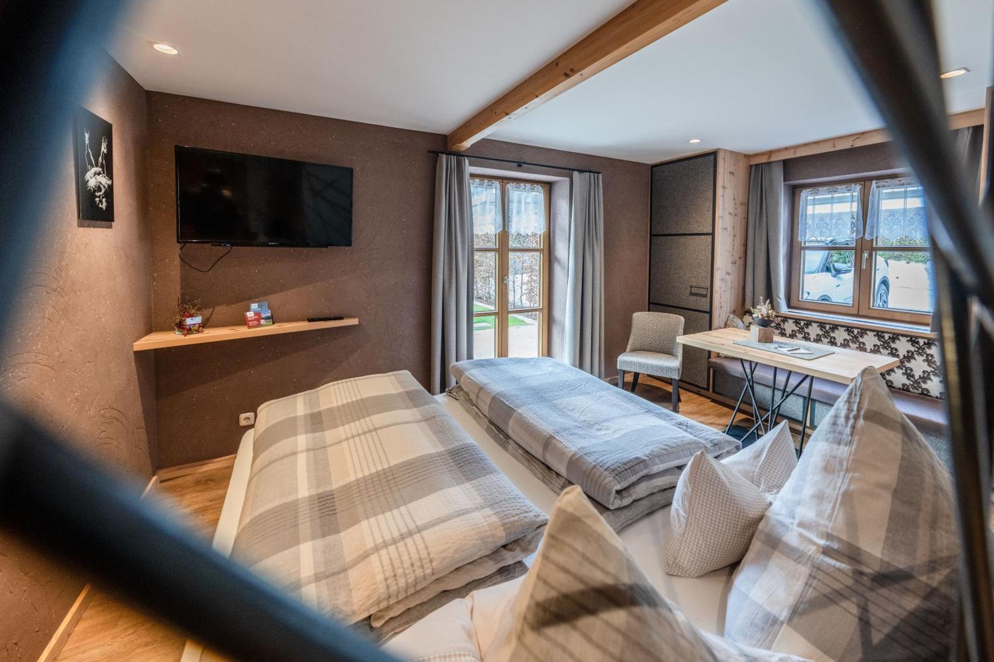 Haus Daheim Apartment มิทเทนวัลด์ ภายนอก รูปภาพ