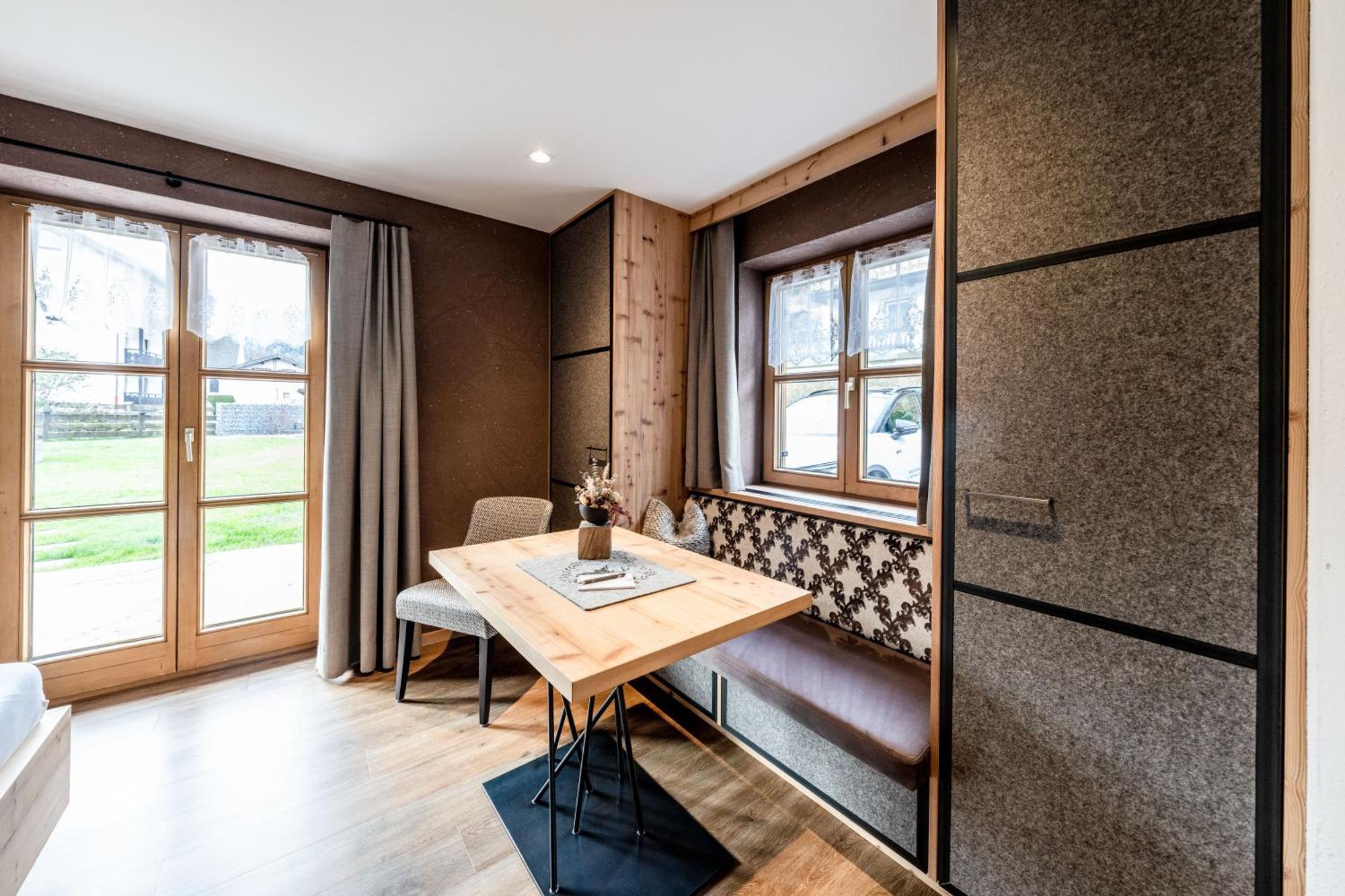 Haus Daheim Apartment มิทเทนวัลด์ ภายนอก รูปภาพ