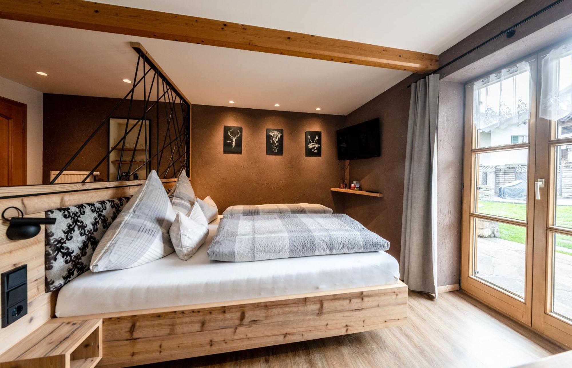 Haus Daheim Apartment มิทเทนวัลด์ ภายนอก รูปภาพ