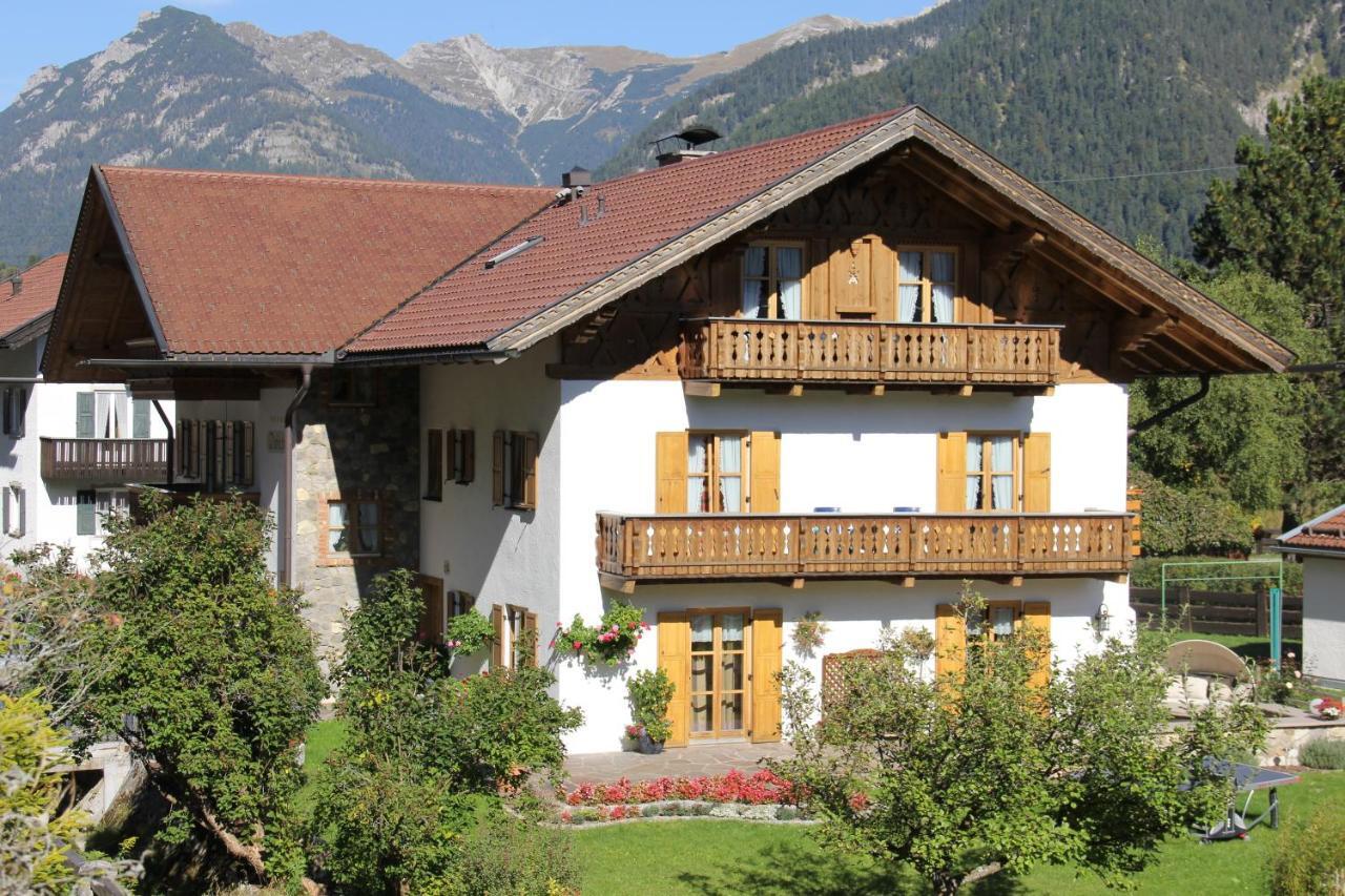 Haus Daheim Apartment มิทเทนวัลด์ ภายนอก รูปภาพ
